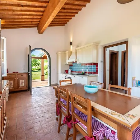 Fecciano - Garden, Pool And Stunning Views Villa *